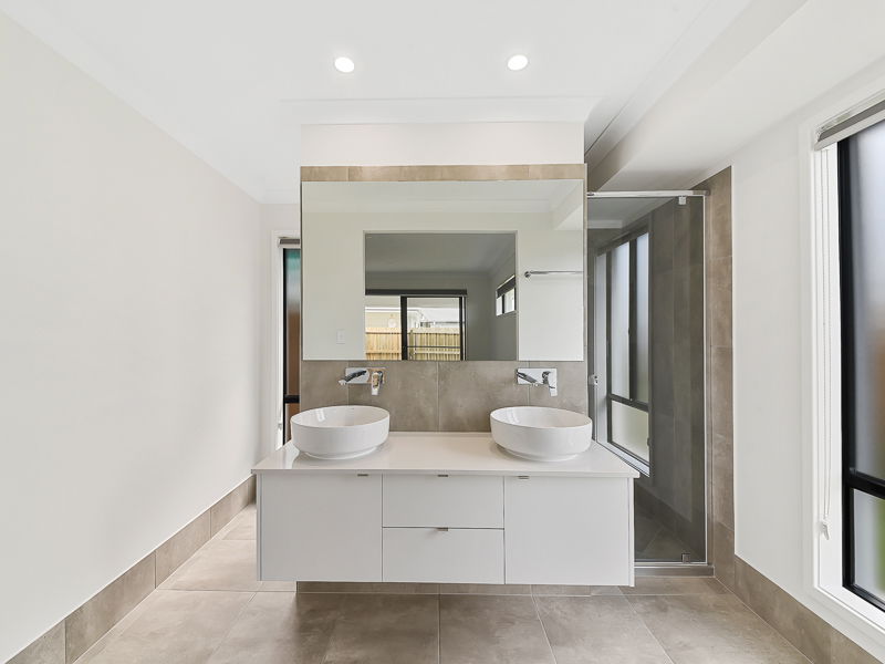 Listing image for 14 Palm Cl, Burpengary East  QLD  4505