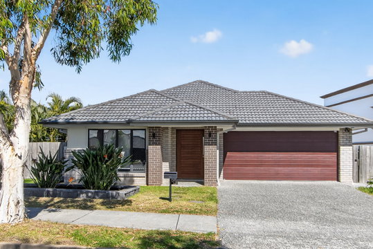 13 Angelica Avenue, Spring Mountain