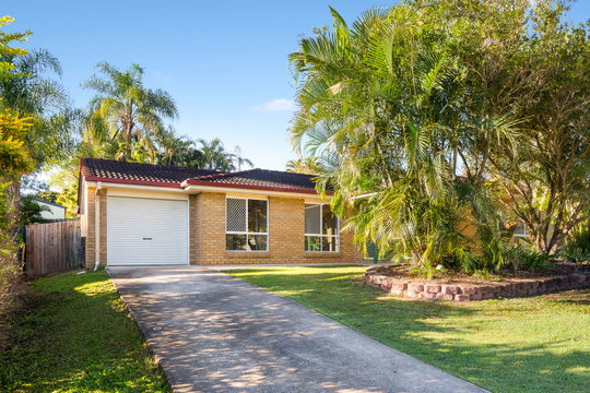 20 Hanby Ct, Edens Landing