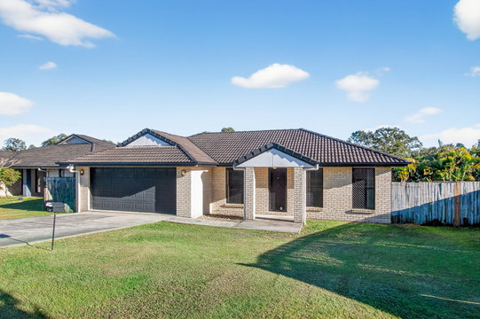 4 Leggett St, Morayfield