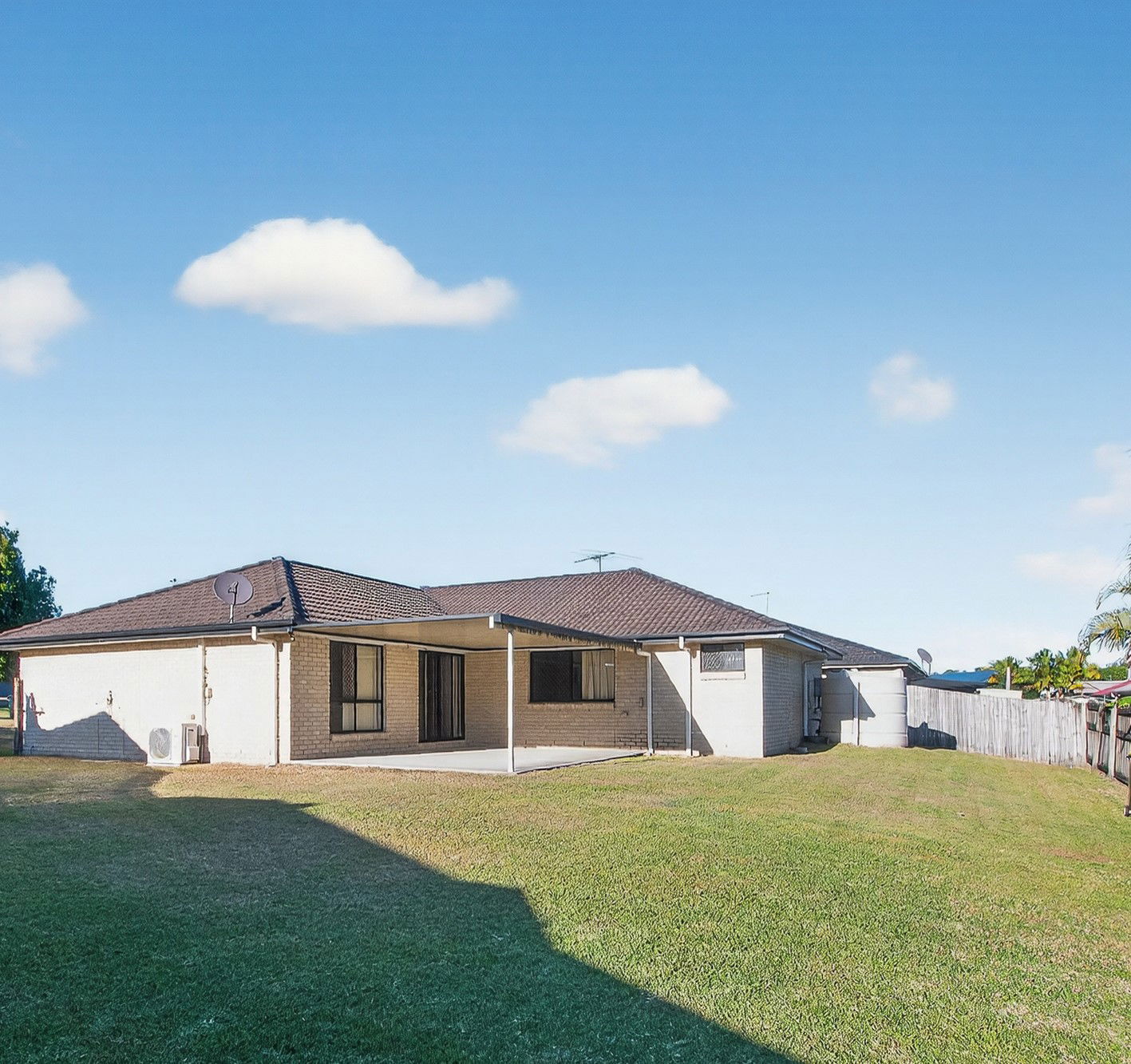 Listing image for 4 Leggett St, Morayfield  QLD  4506