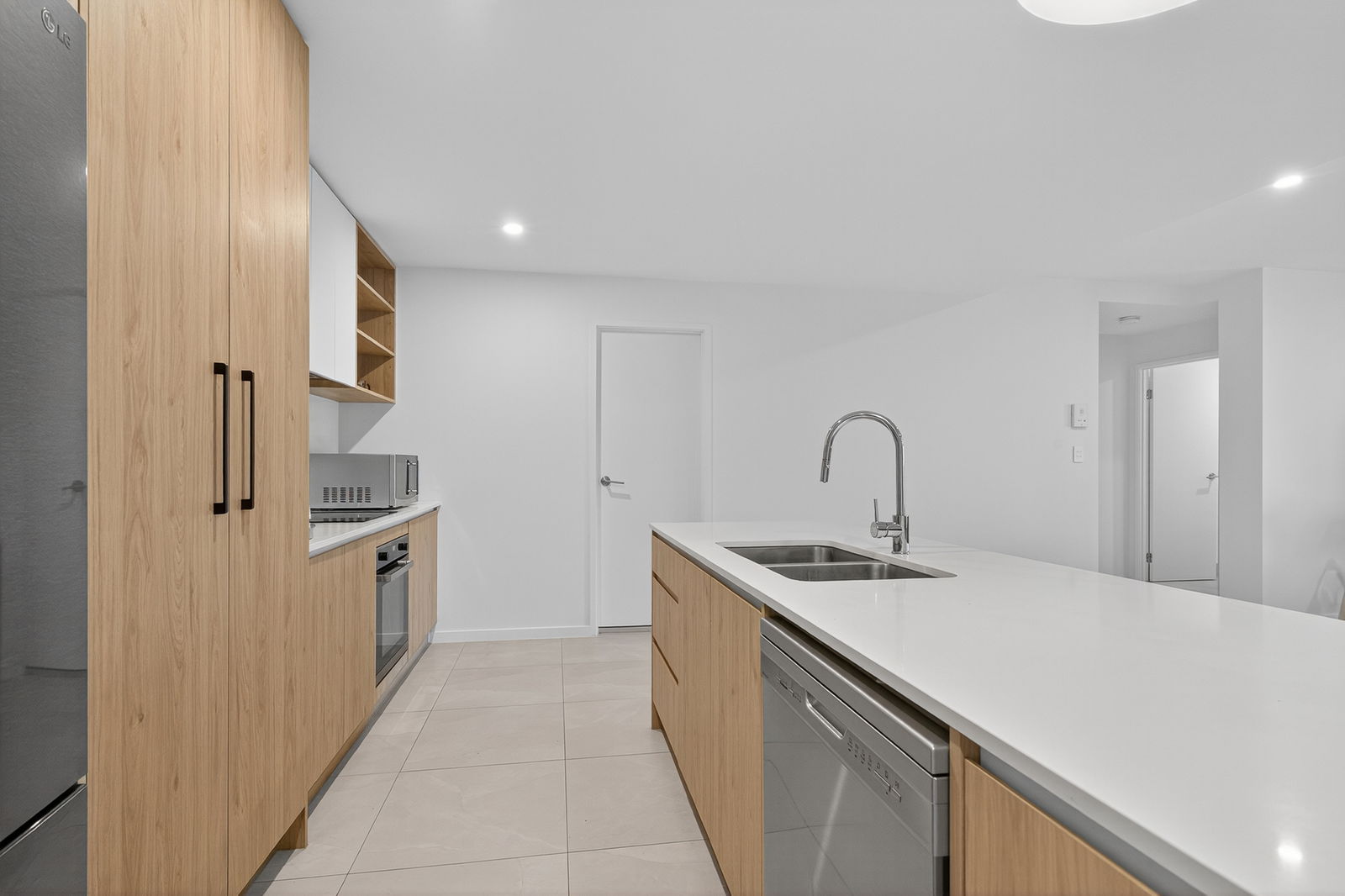 Listing image for 13/174 Mein Street, Scarborough  QLD  4020