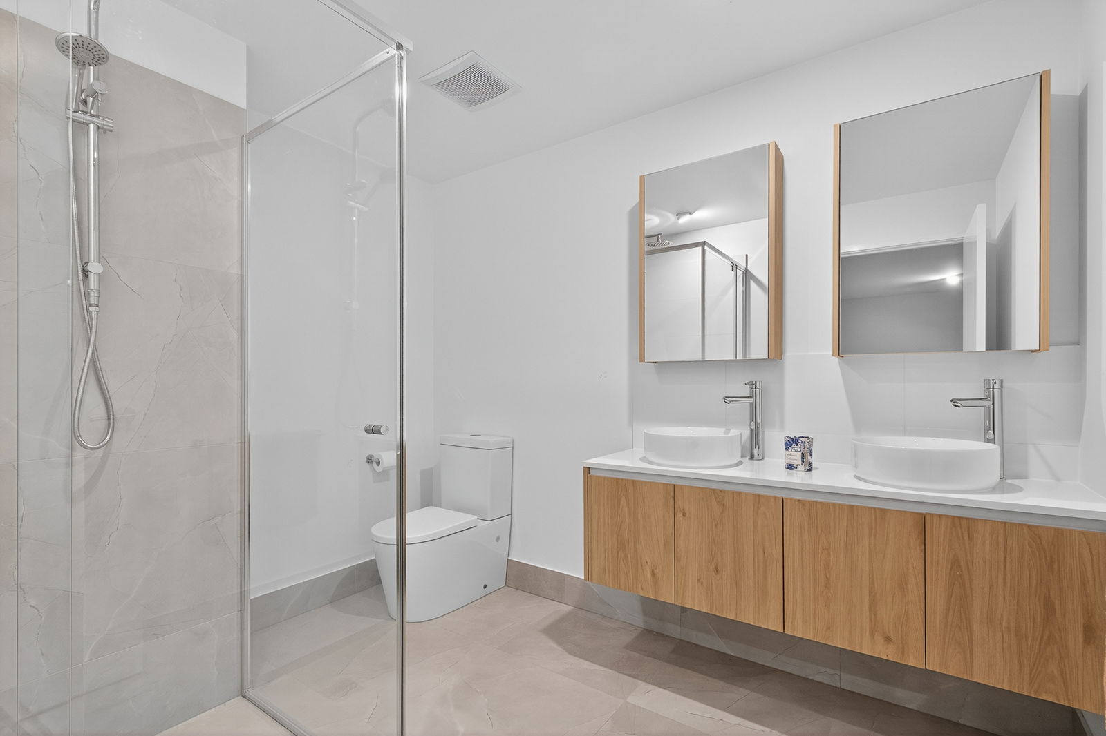 Listing image for 13/174 Mein Street, Scarborough  QLD  4020