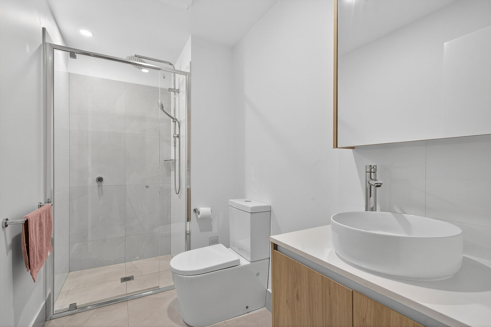 Listing image for 13/174 Mein Street, Scarborough  QLD  4020