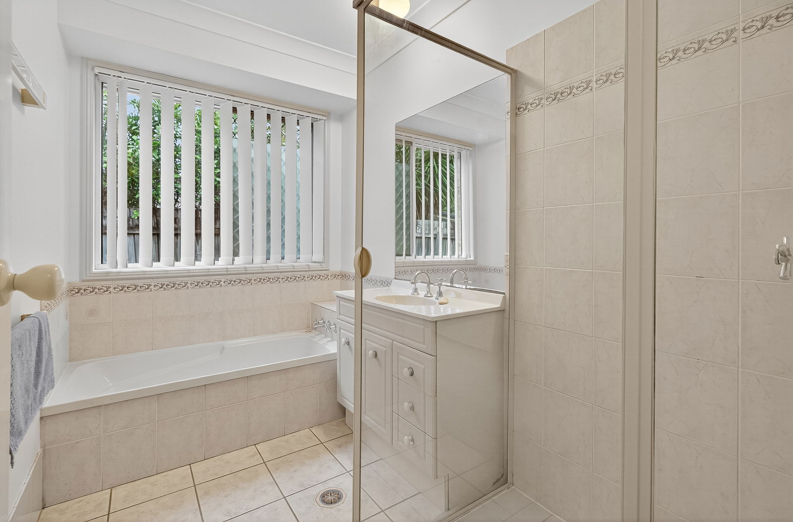 Listing image for 23 Kirri Ave, Petrie  QLD  4502