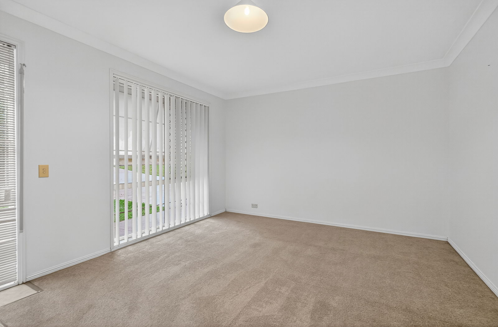 Listing image for 23 Kirri Ave, Petrie  QLD  4502