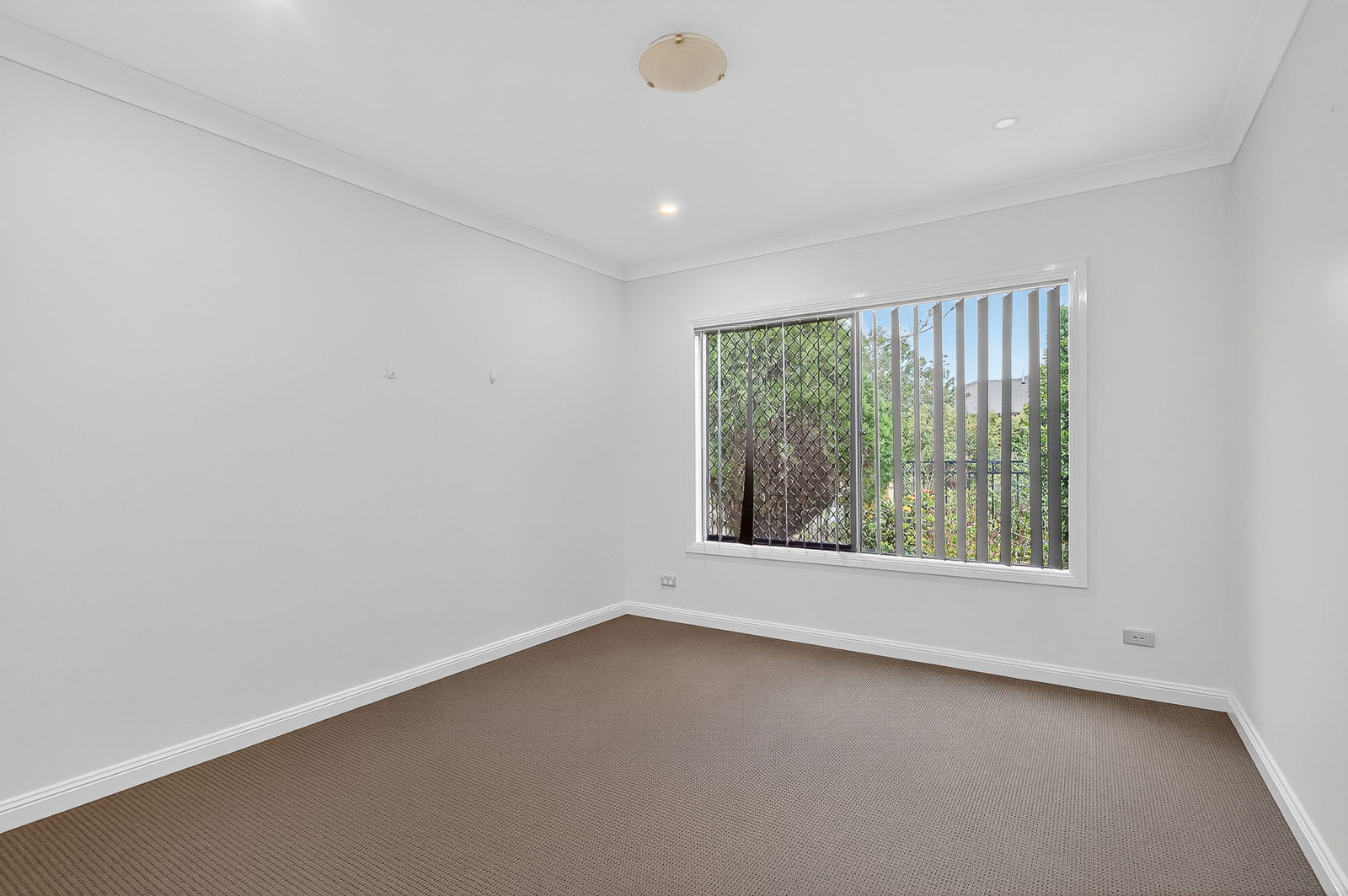 Listing image for 2 Atlantic Pl, Warner  QLD  4500