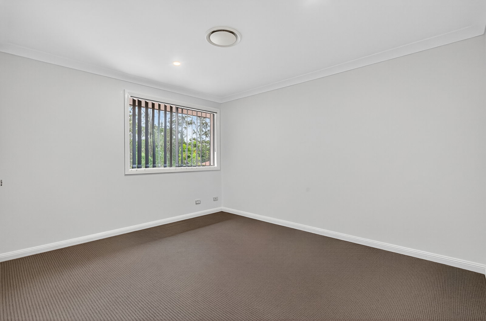 Listing image for 2 Atlantic Pl, Warner  QLD  4500