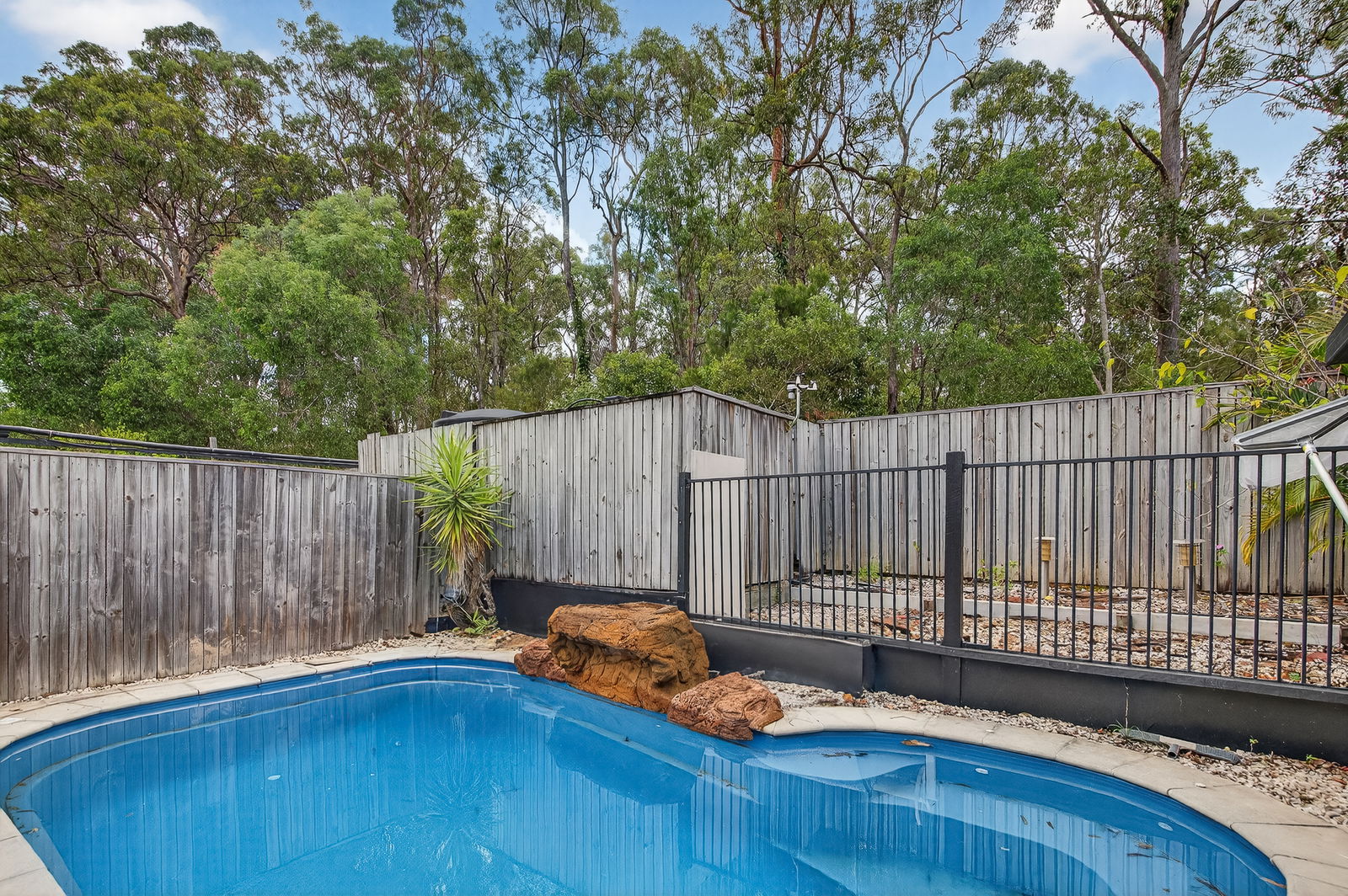 Listing image for 2 Atlantic Pl, Warner  QLD  4500