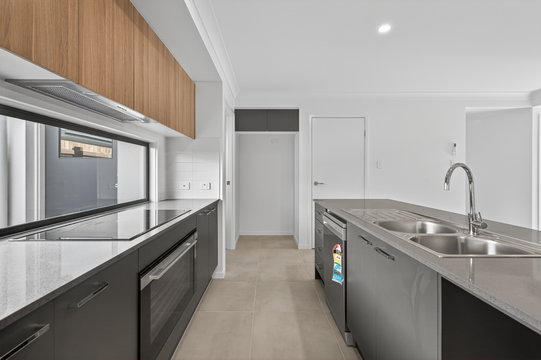 14 Bosk Street, Banya