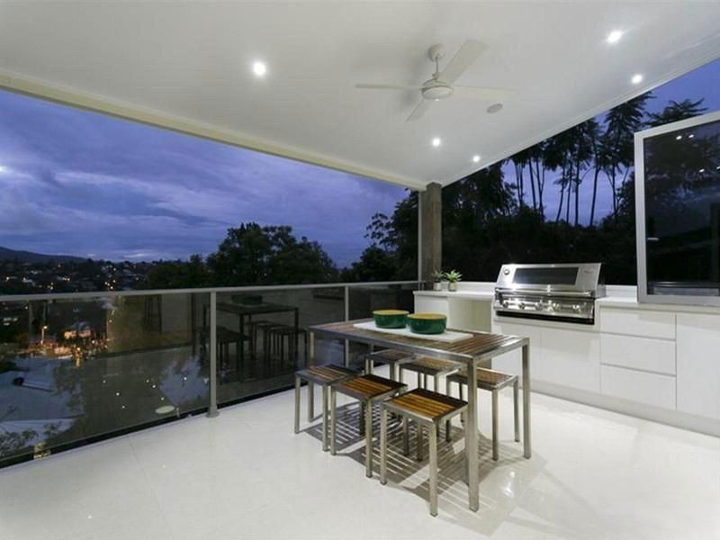 Listing image for 38 Lansdowne Street, Newmarket  QLD  4051