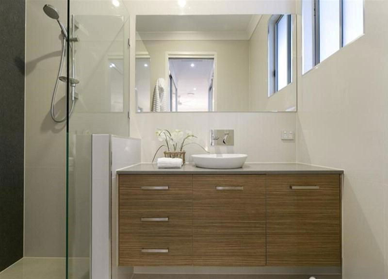 Listing image for 38 Lansdowne Street, Newmarket  QLD  4051