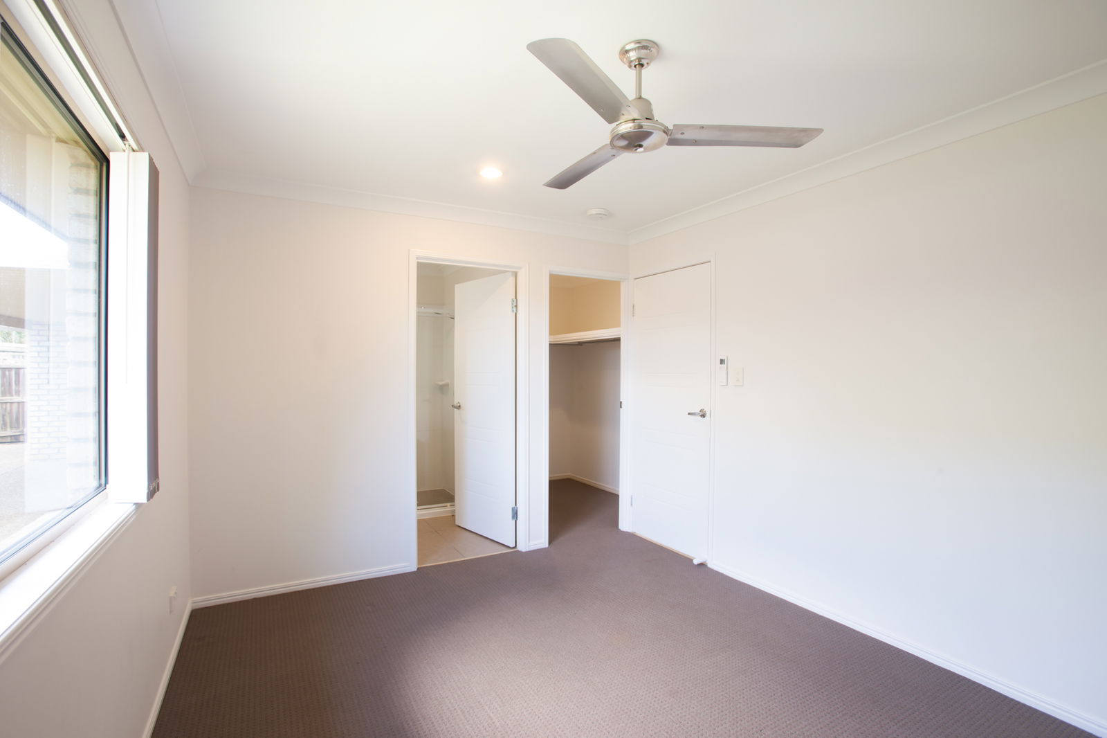 Listing image for 75 Dornoch Crescent, Raceview  QLD  4305