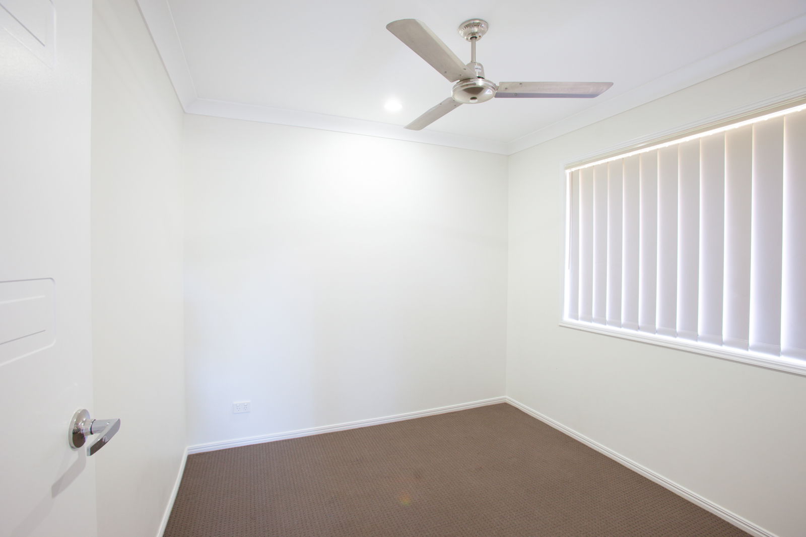Listing image for 75 Dornoch Crescent, Raceview  QLD  4305