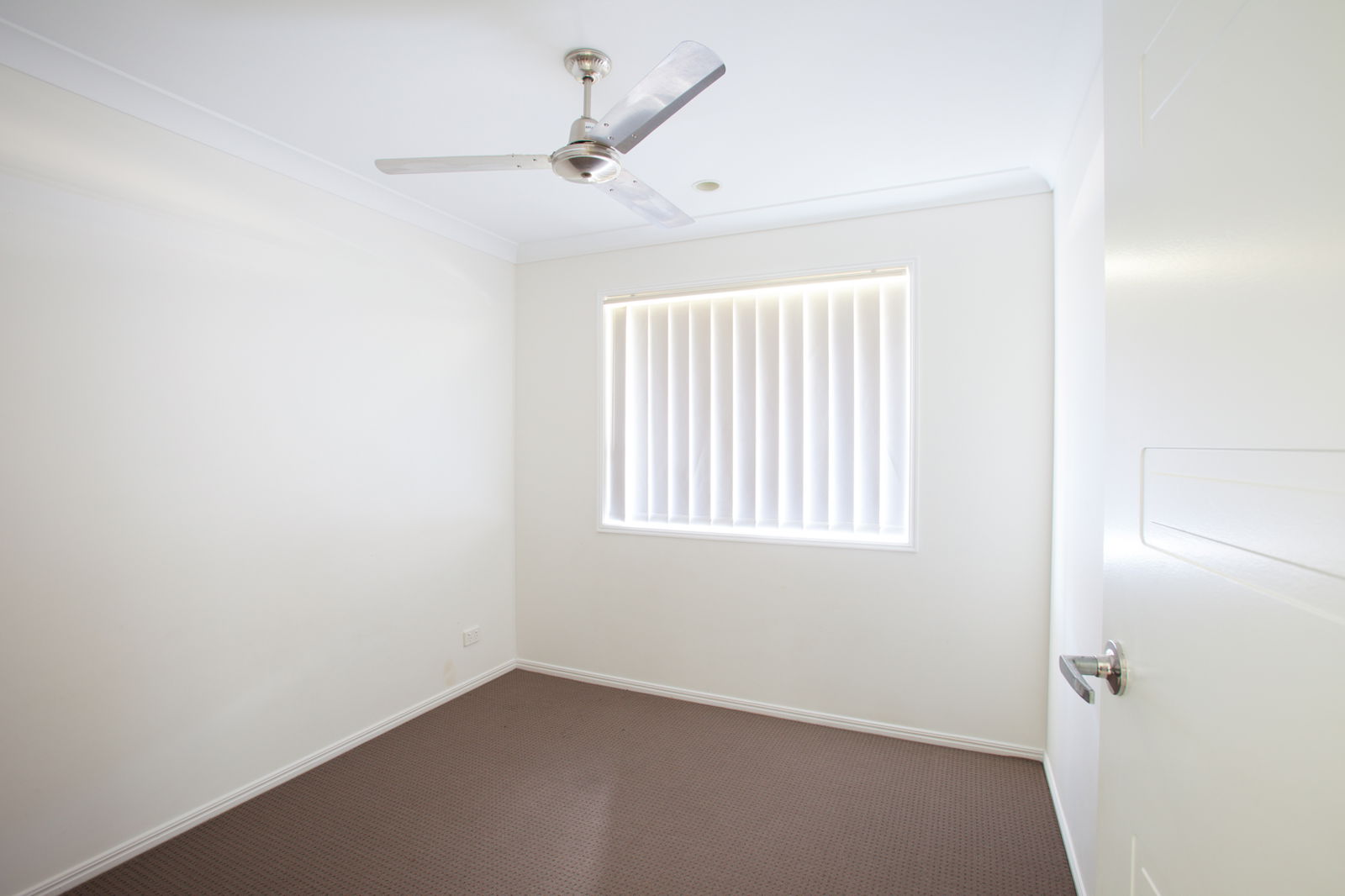 Listing image for 75 Dornoch Crescent, Raceview  QLD  4305