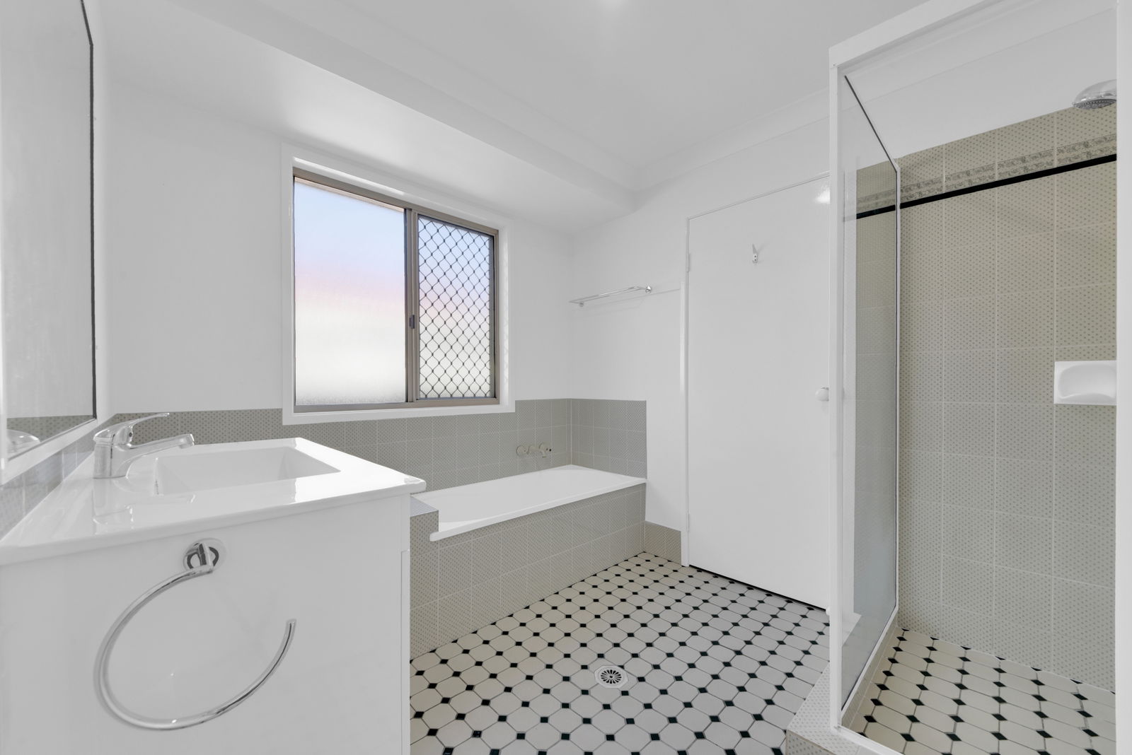 Listing image for 13 Alana St, Murrumba Downs  QLD  4503