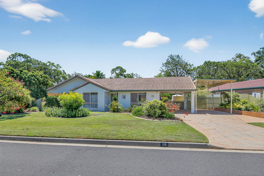 18 Alana Street, Murrumba Downs