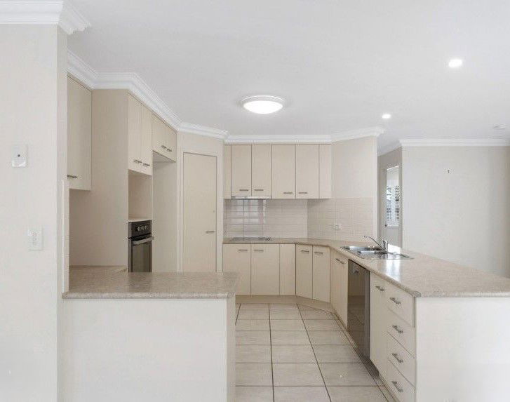 Listing image for 33 Allister Crescent, Rothwell  QLD  4022