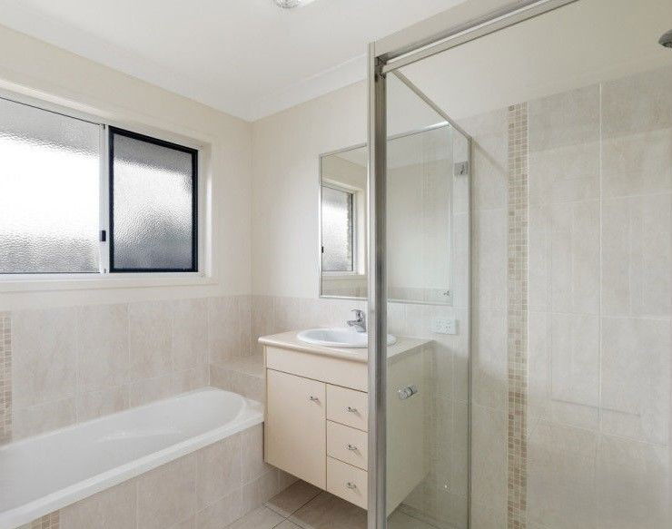 Listing image for 33 Allister Crescent, Rothwell  QLD  4022