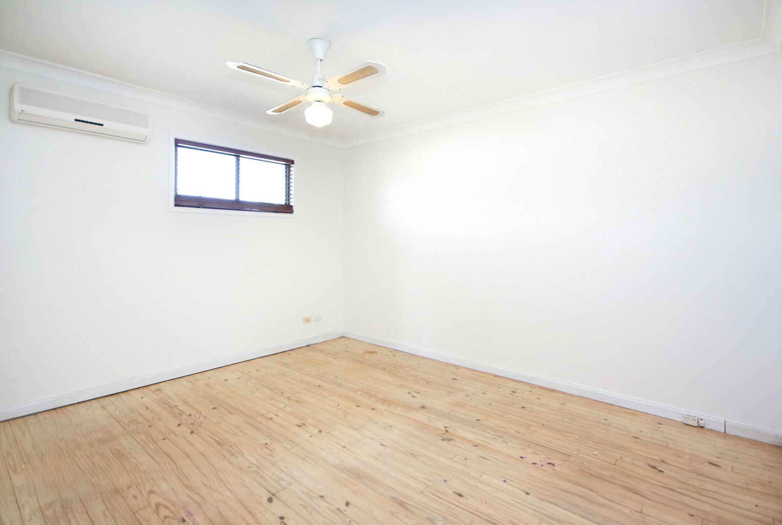 Listing image for 6 Wanganui Street, Kippa-Ring  QLD  4021