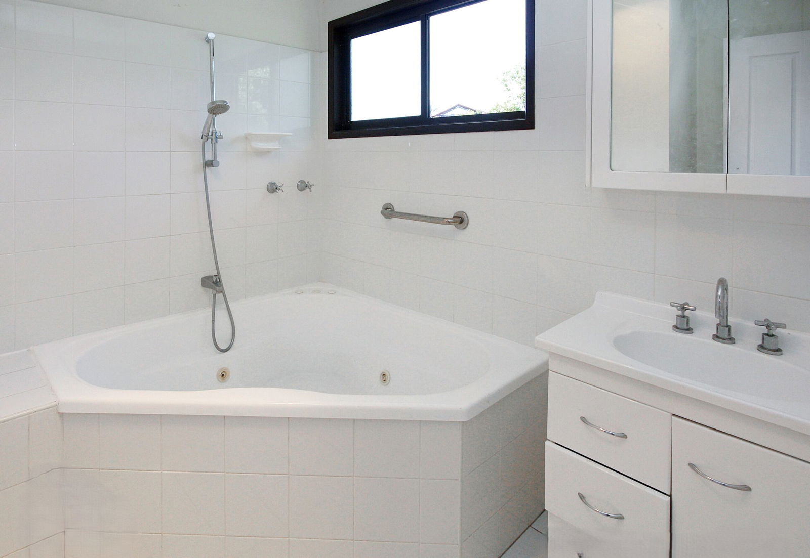 Listing image for 6 Wanganui Street, Kippa-Ring  QLD  4021