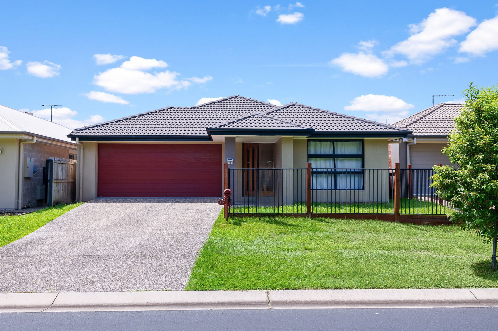 Listing image for 70 Wallarah Pde, North Lakes  QLD  4509
