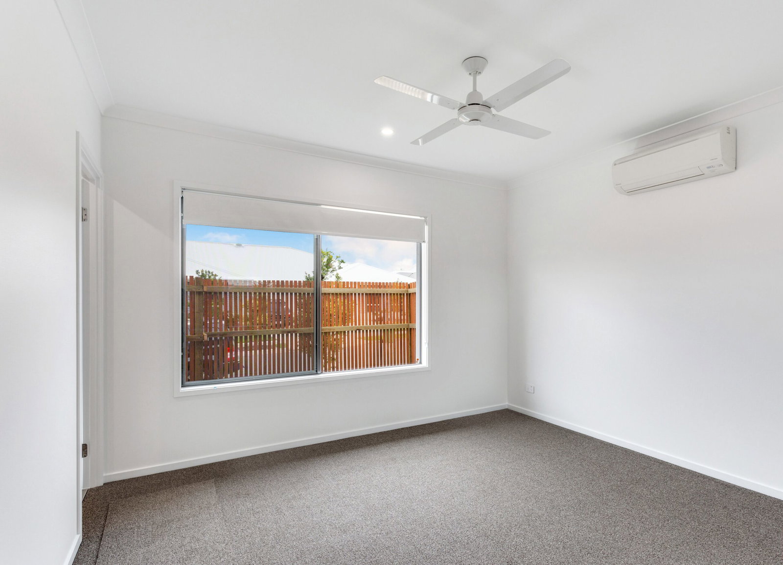 Listing image for 1/27 Lindeman Cct, Pimpama  QLD  4209
