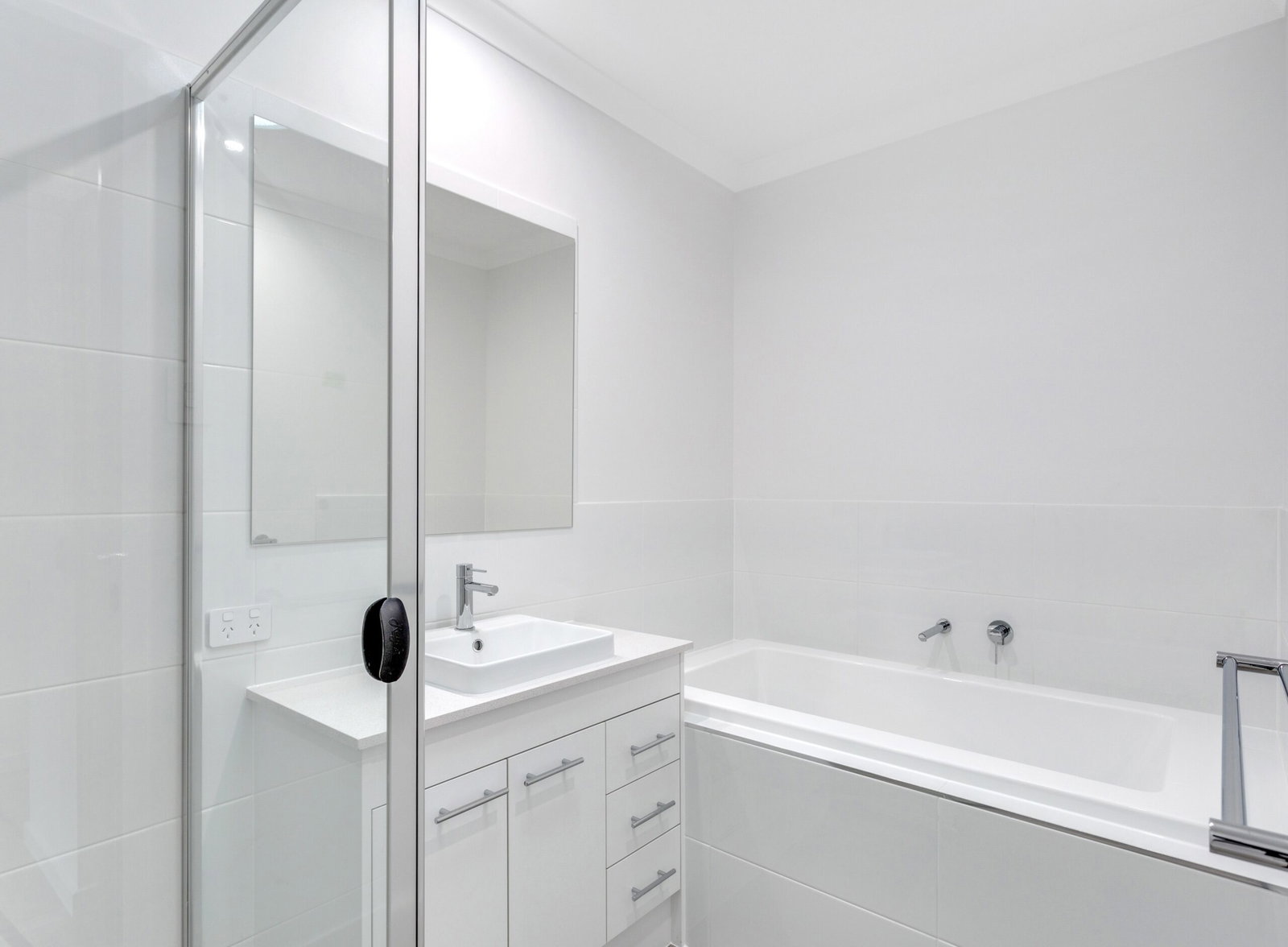 Listing image for 1/27 Lindeman Cct, Pimpama  QLD  4209