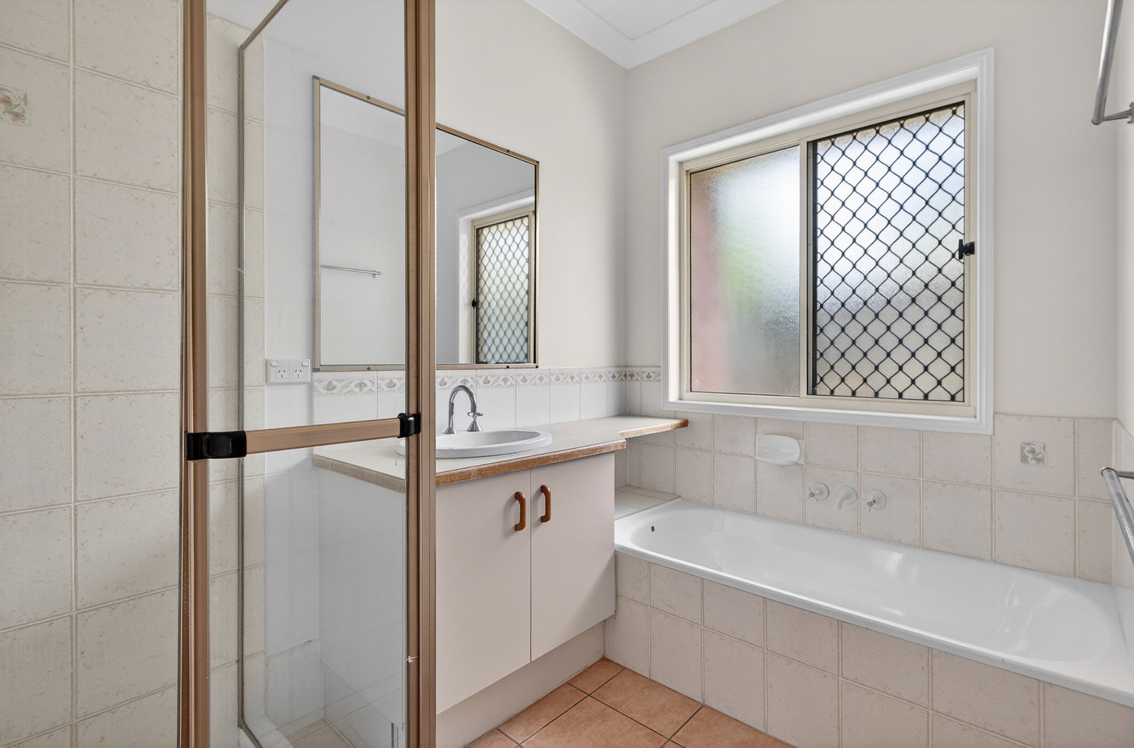 Listing image for 15 Highlands Dr, Narangba  QLD  4504