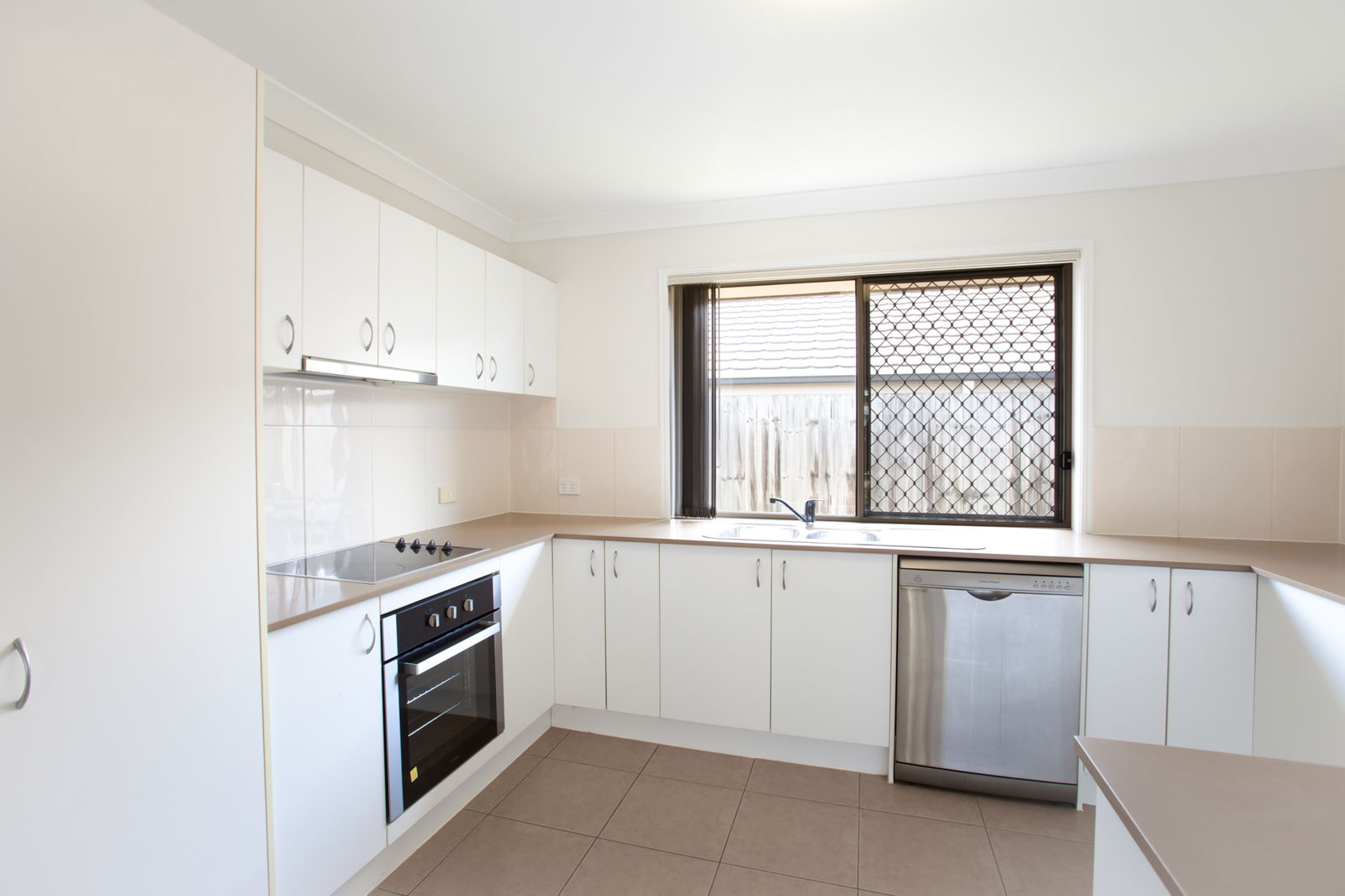 Listing image for 75 Dornoch Crescent, Raceview  QLD  4305