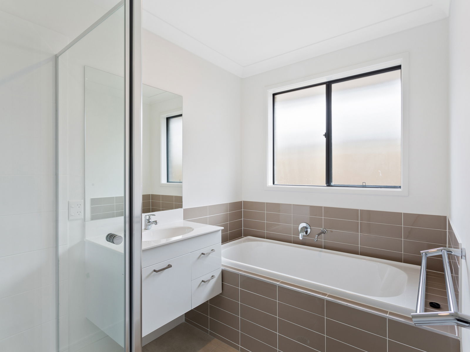 Listing image for 5 Jacaranda Cl, Ellen Grove  QLD  4078