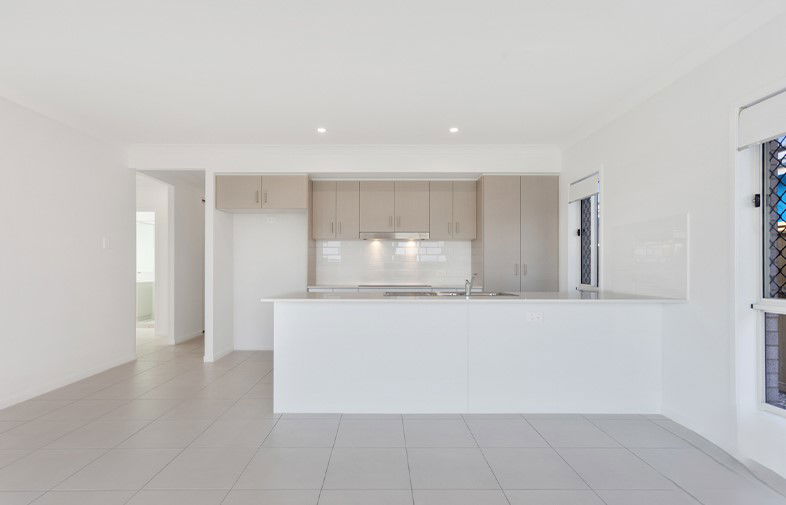 Listing image for 32 Flintwood Cres, Palmview  QLD  4553