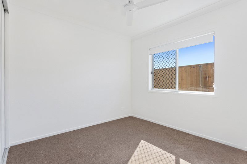 Listing image for 32 Flintwood Cres, Palmview  QLD  4553