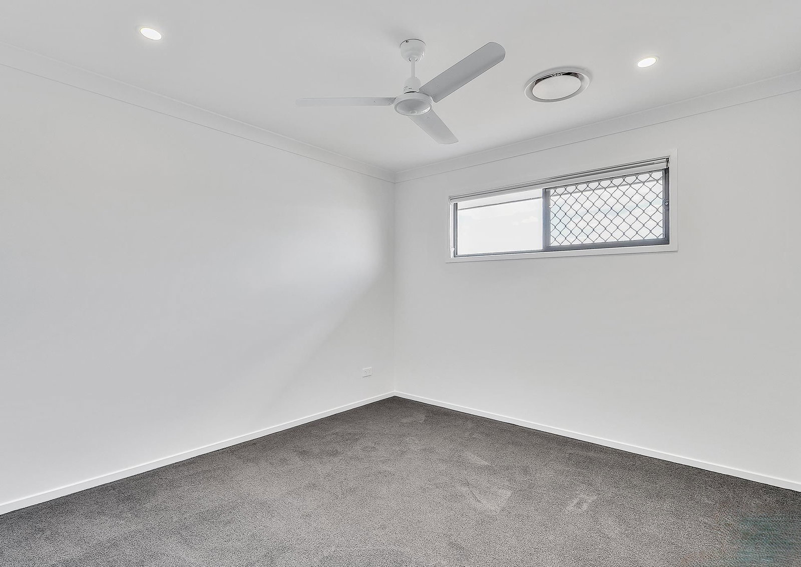 Listing image for 33/15 Waratah Way, Morayfield  QLD  4506
