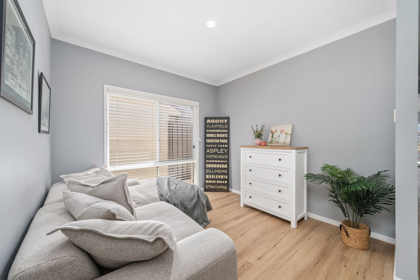 Listing image for 6 Langham Crescent, North Lakes  QLD  4509