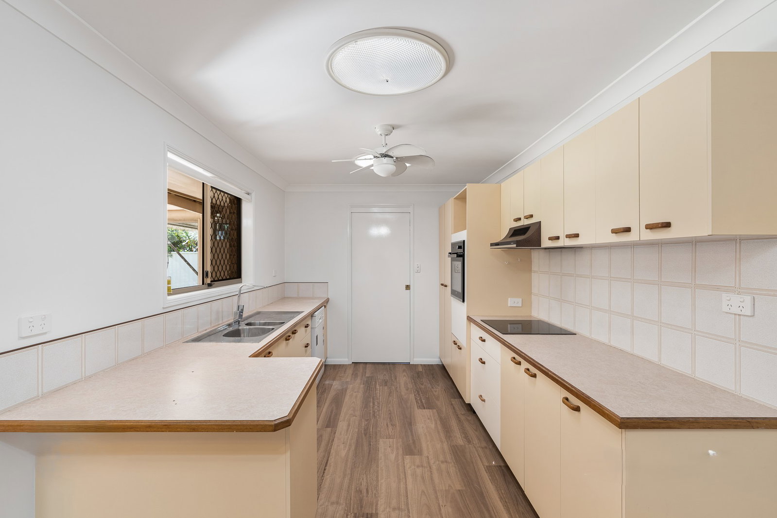 Listing image for 5 Huntington Court, Deception Bay  QLD  4508