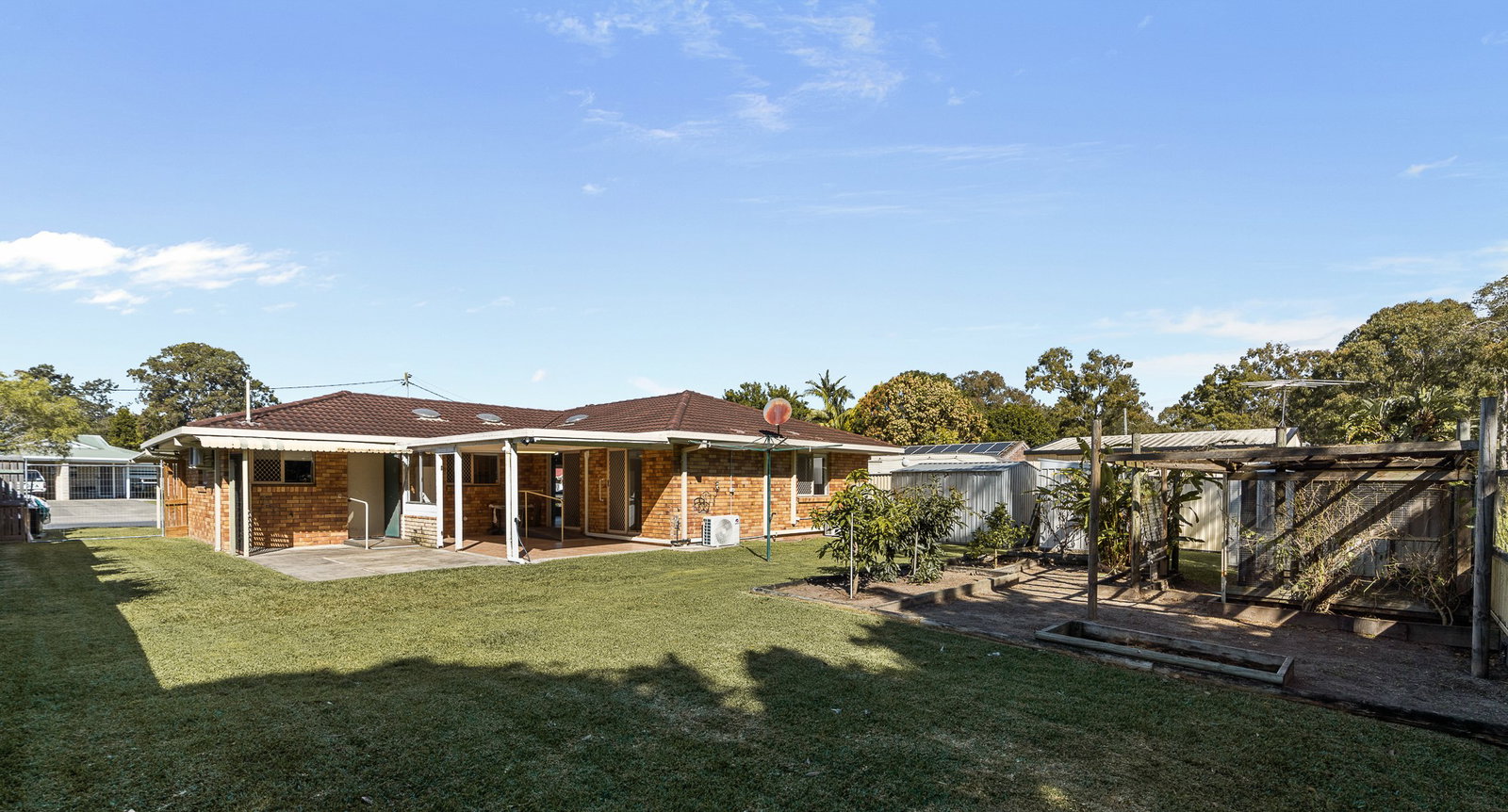 Listing image for 5 Huntington Court, Deception Bay  QLD  4508
