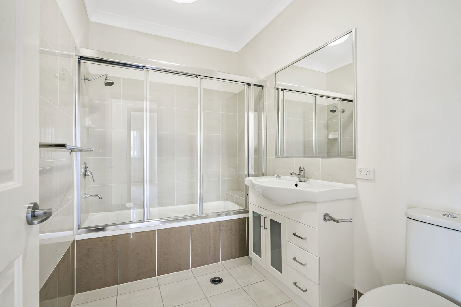 Listing image for 5/7 Sutton Street, Redcliffe  QLD  4020