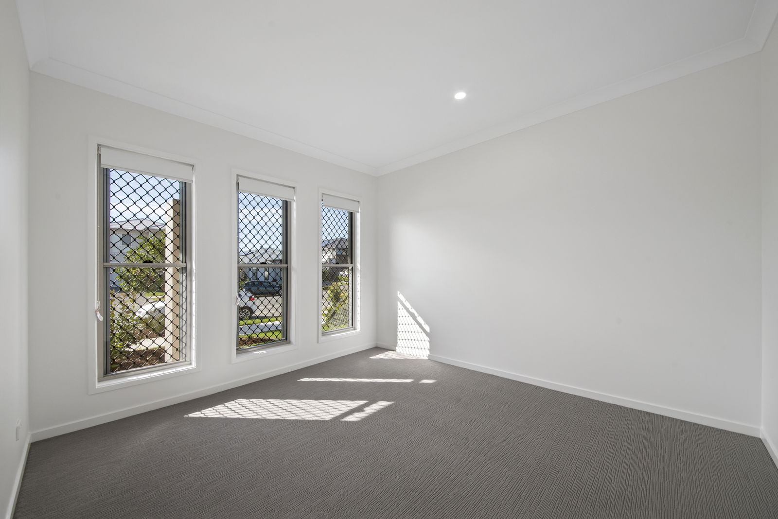 Listing image for 93 Lakeview Prom, Newport  QLD  4020