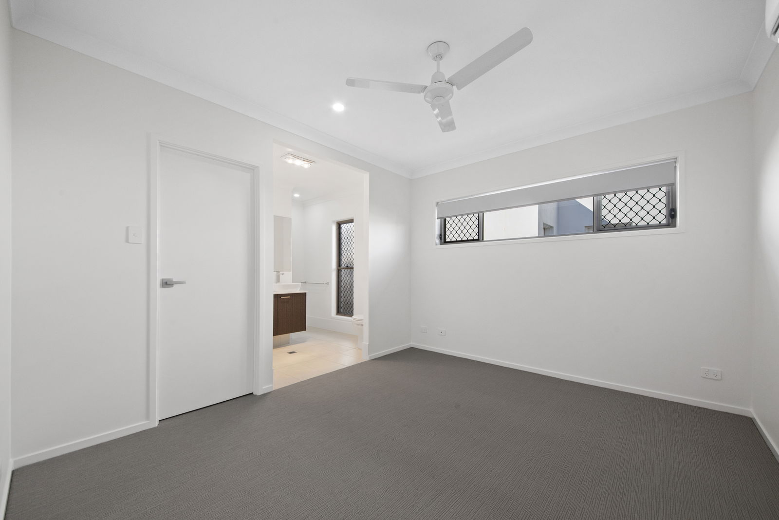 Listing image for 93 Lakeview Prom, Newport  QLD  4020