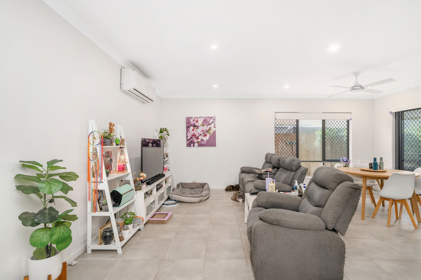 Listing image for 19 Flint Place, Park Ridge  QLD  4125