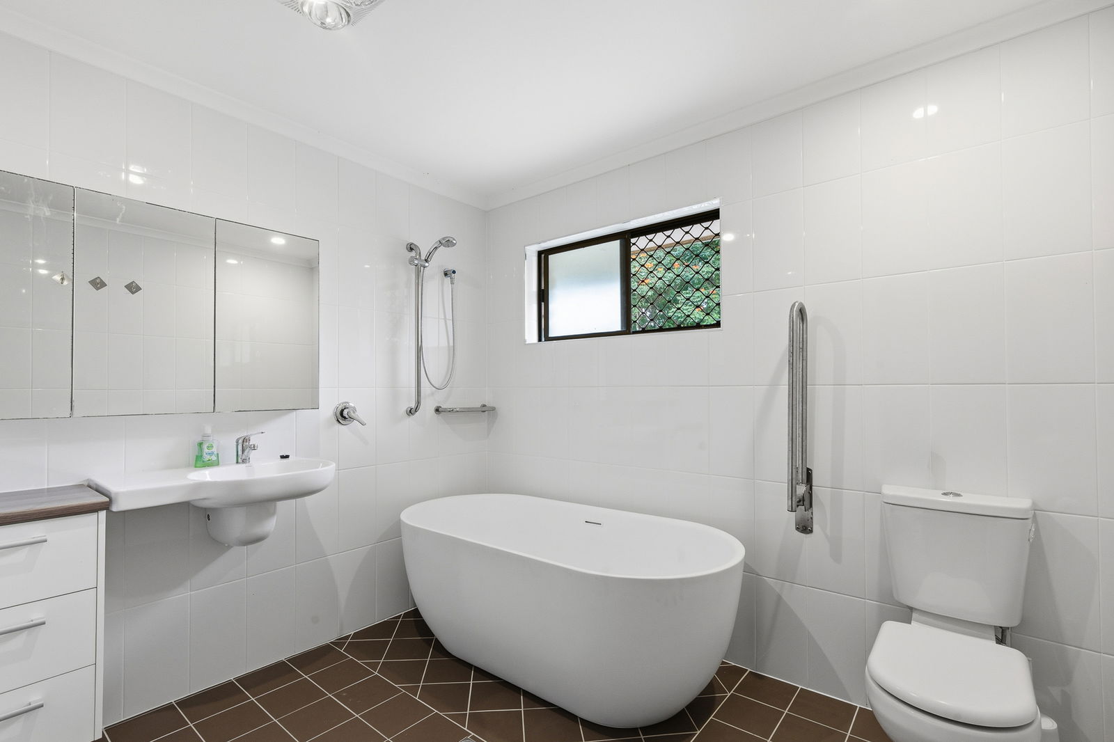 Listing image for 75 Alexandra Parade, Wamuran  QLD  4512