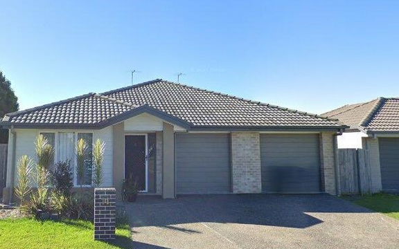 2/11 Baxter Crescent, Caboolture