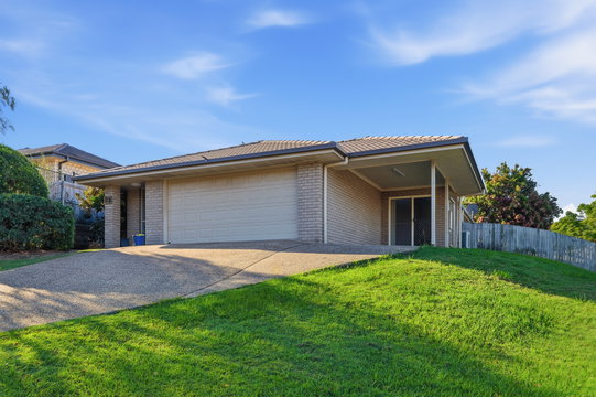 2B Plover Ct, Warner