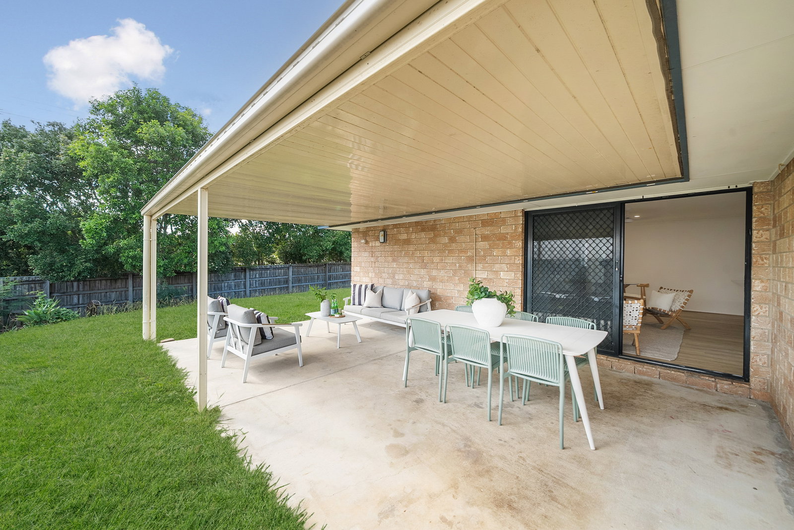 Listing image for 6 Bolte Crescent, Kallangur  QLD  4503