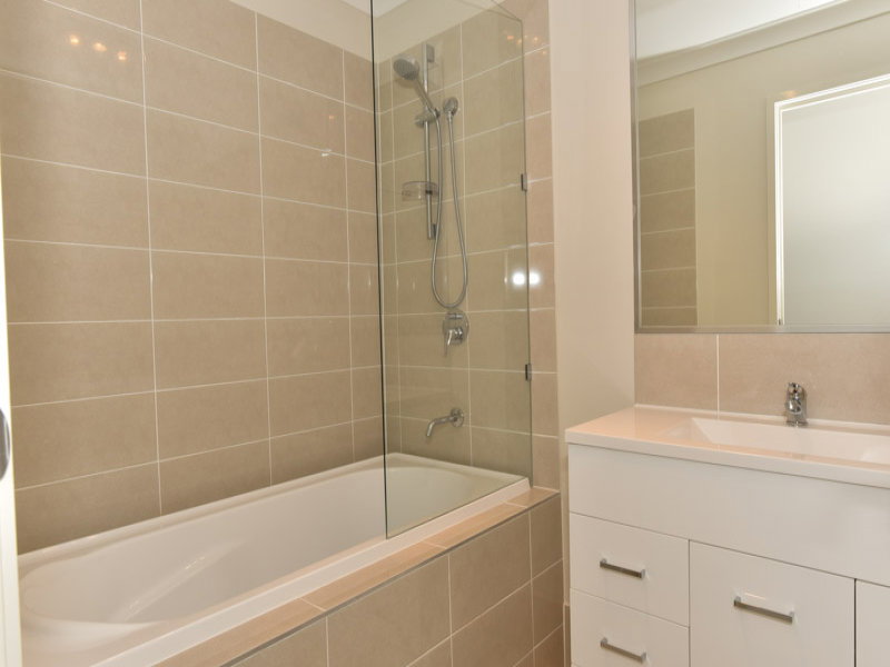 Listing image for 1/48a Cheihk Cres, Collingwood Park  QLD  4301
