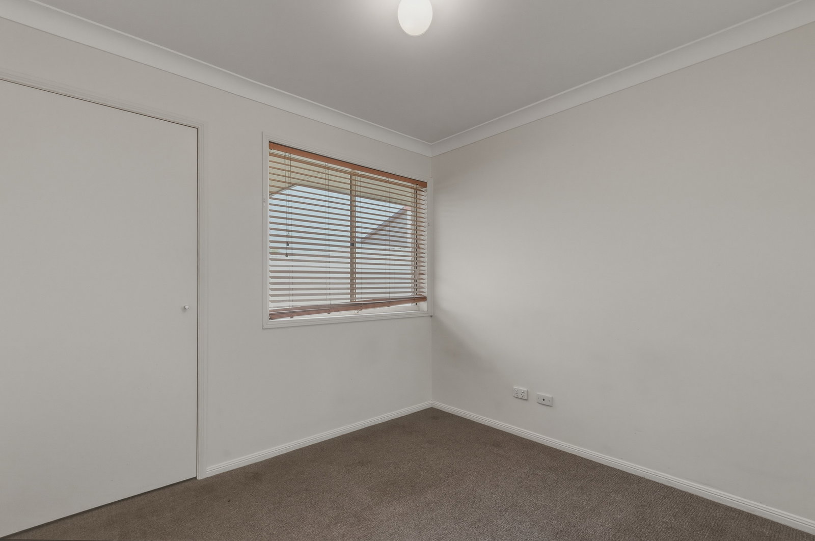 Listing image for 5 Cornelius Ct, Deception Bay  QLD  4508