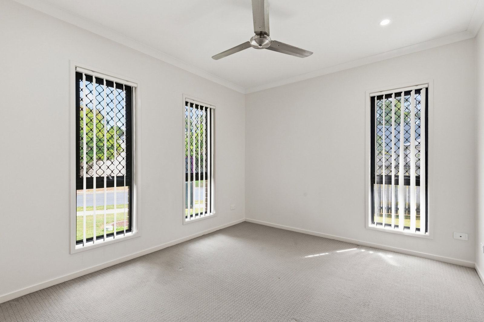 Listing image for 1/45 Oriole St, Griffin  QLD  4503