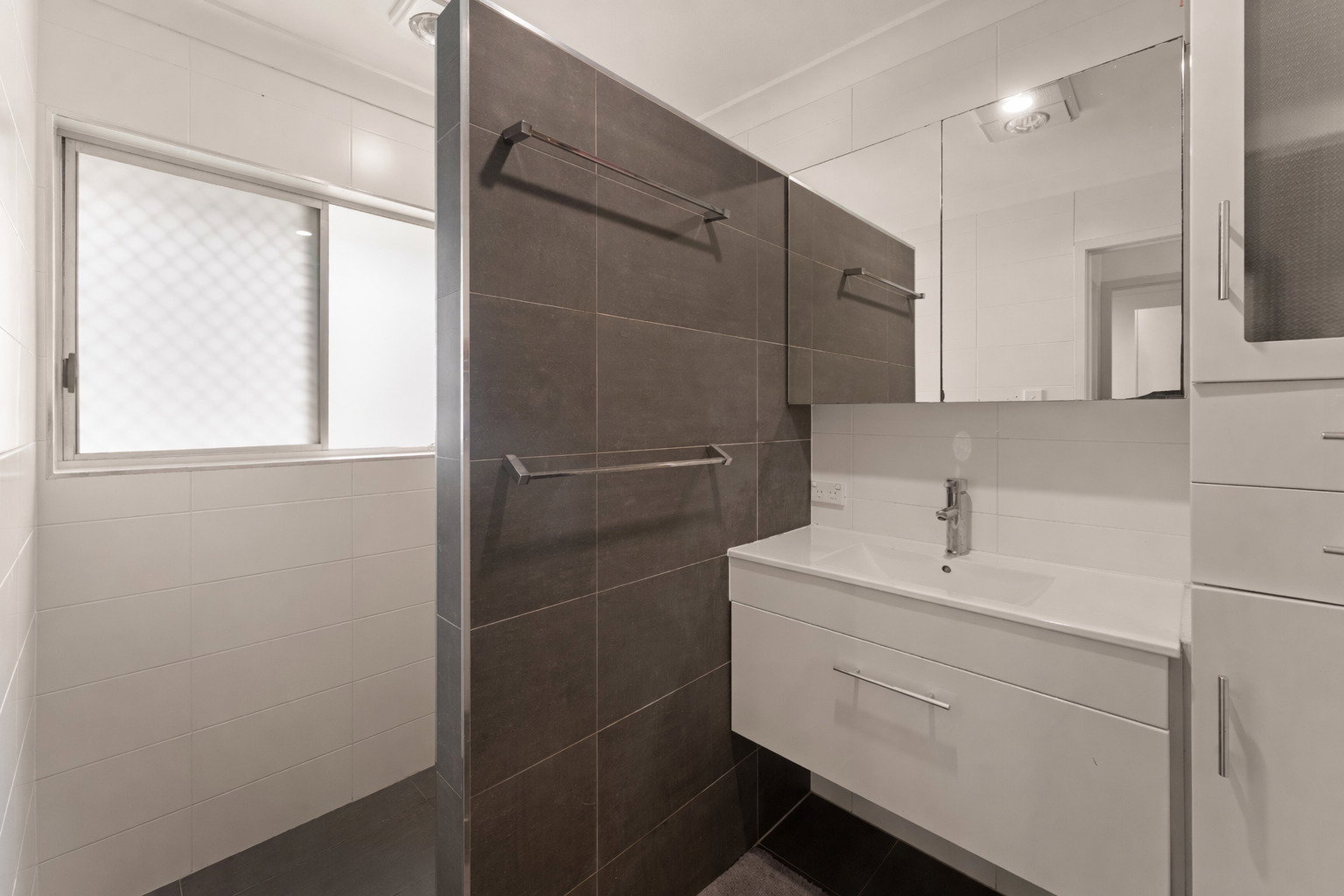 Listing image for 6 Wallace Street, Redcliffe  QLD  4020