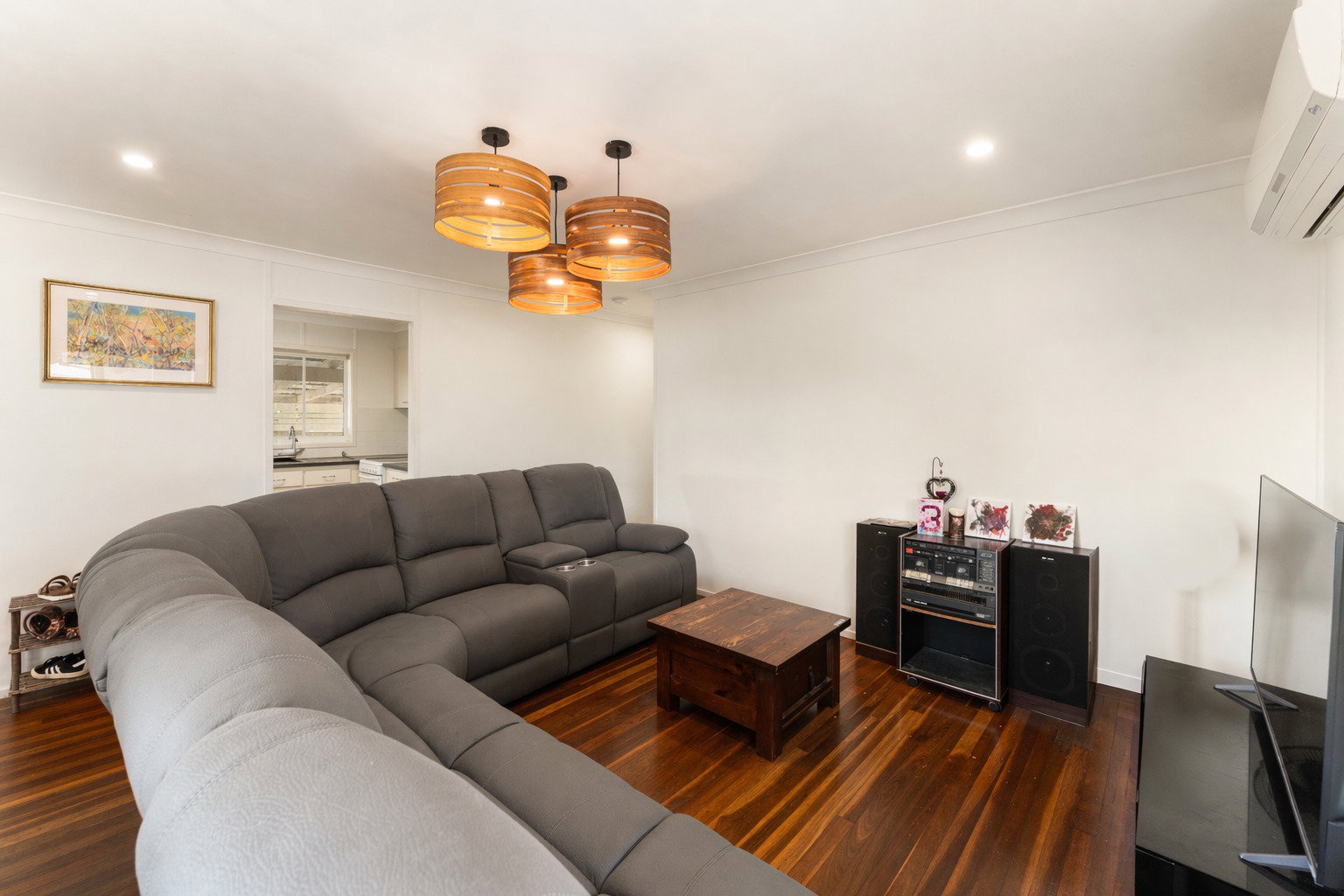 Listing image for 6 Wallace Street, Redcliffe  QLD  4020